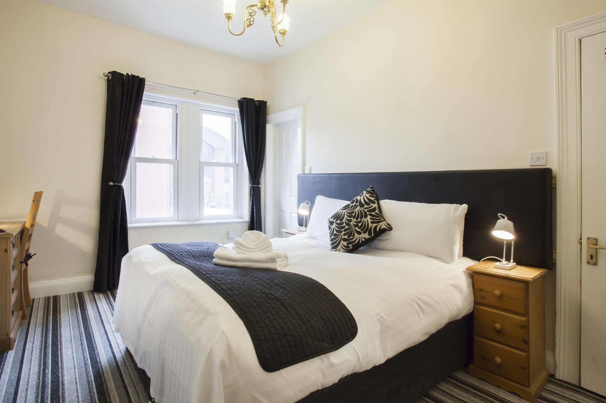 Gasthof The Camberley 4*